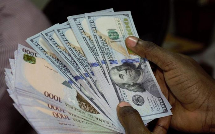 Dollar To Naira Today 11th July, 2022: Black Market Closes At N616/$1
