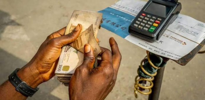Official exchange rate drops to N847