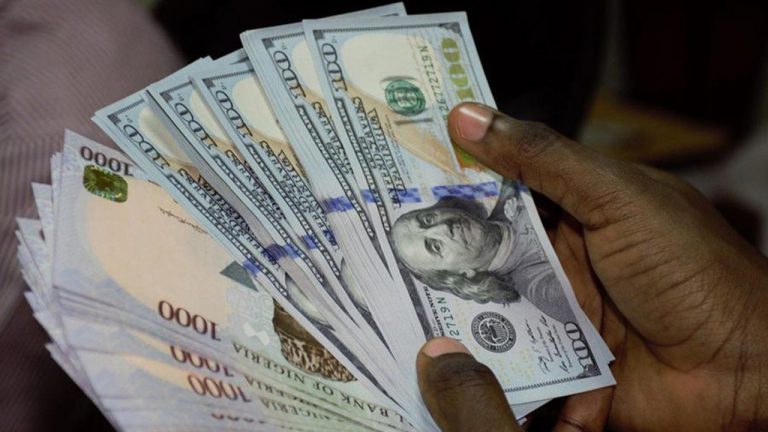 Forex scarcity pushes naira to N930/$1 in parallel market